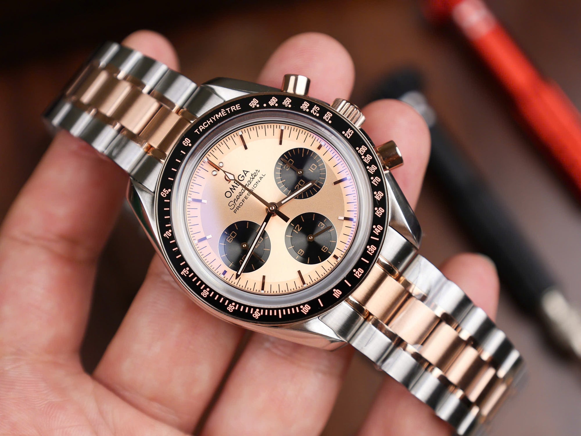 Omega Speedmaster Moonwatch Professional