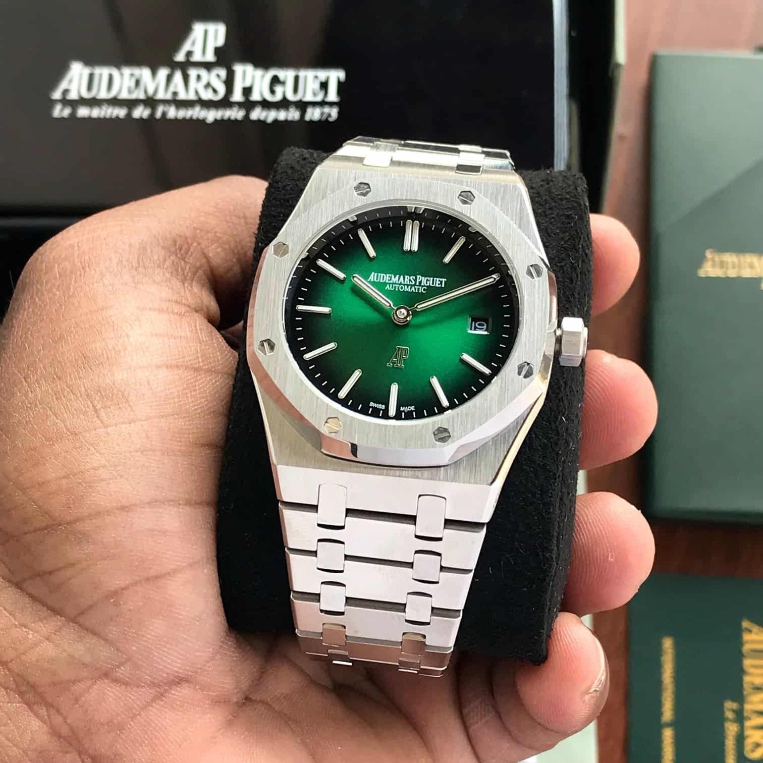 Audemars Piguet Royal Oak Jumbo Extra-Thin