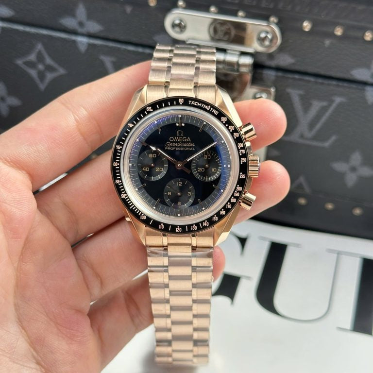 Omega Speedmaster Moonwatch