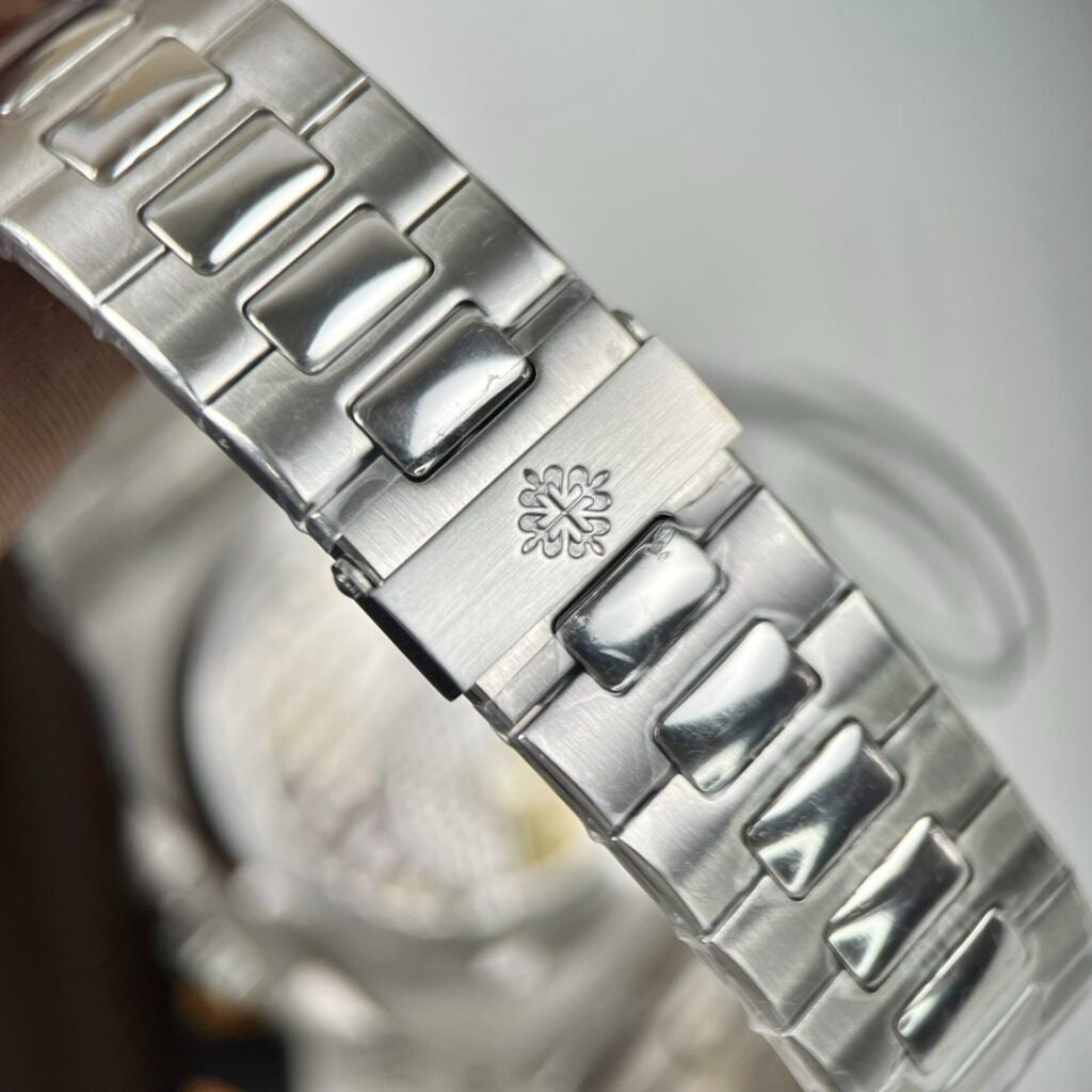 Patek Philippe Nautilus
