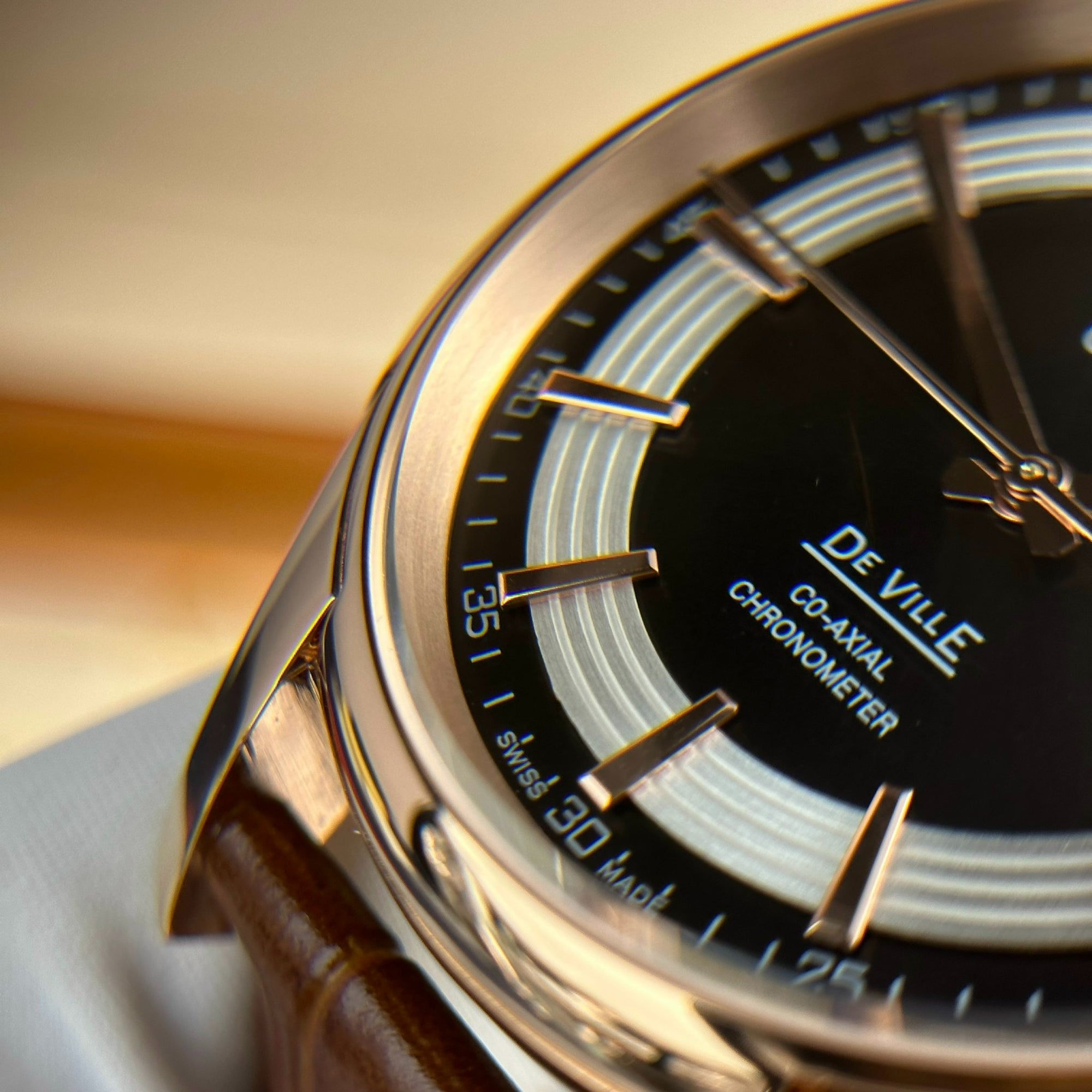 Omega De Ville Hour Vision